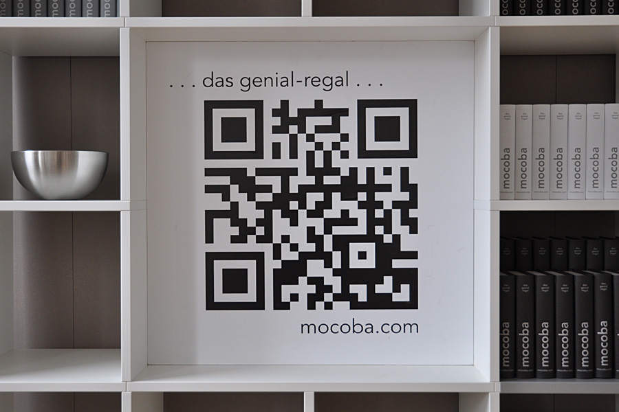 premium – Rückwand mit QR-Code